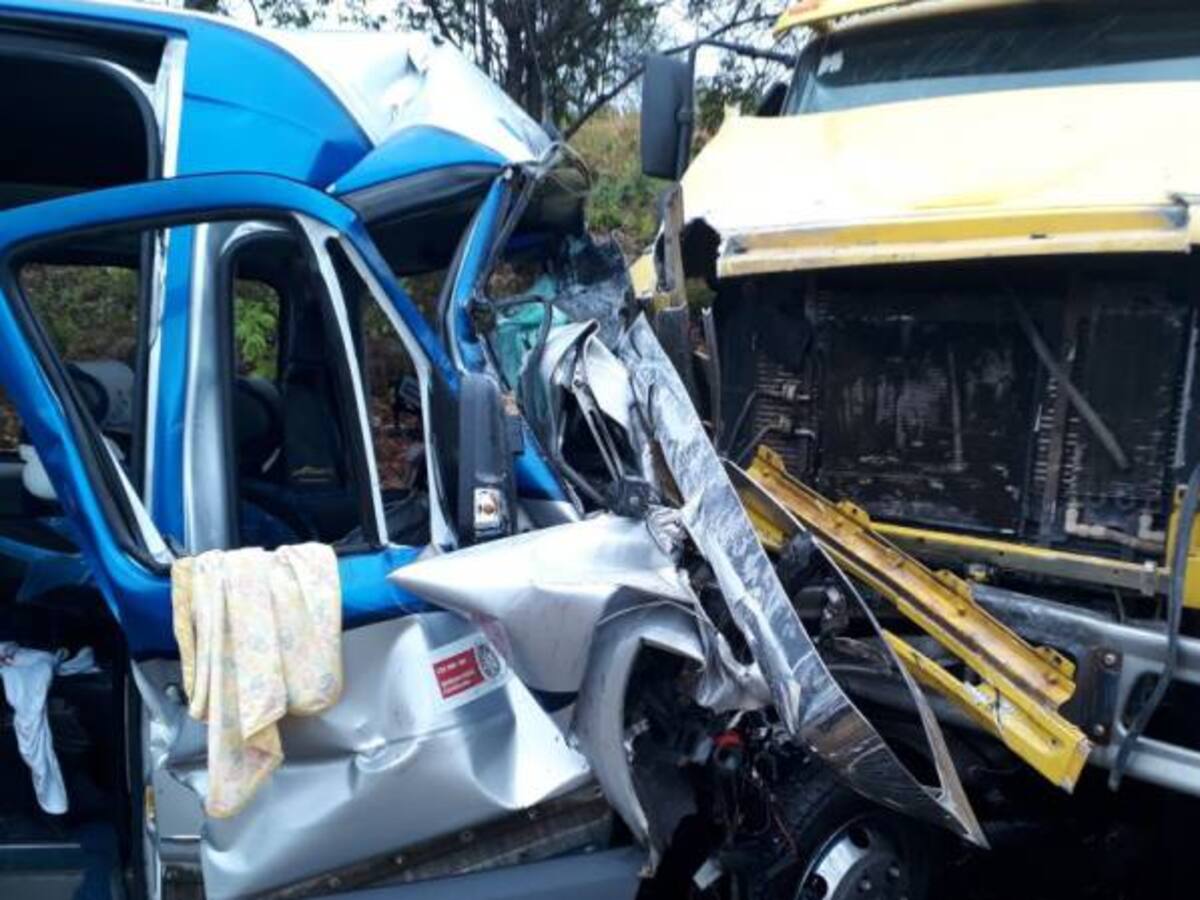 Dos muertos y 19 heridos deja accidente en vías de Casanare