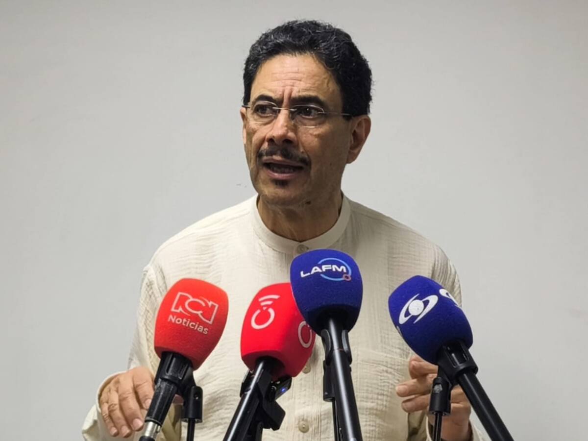 Iván Cepeda pidió investigar supuesta campaña de desprestigio tras falsos audios de ‘Calarcá’