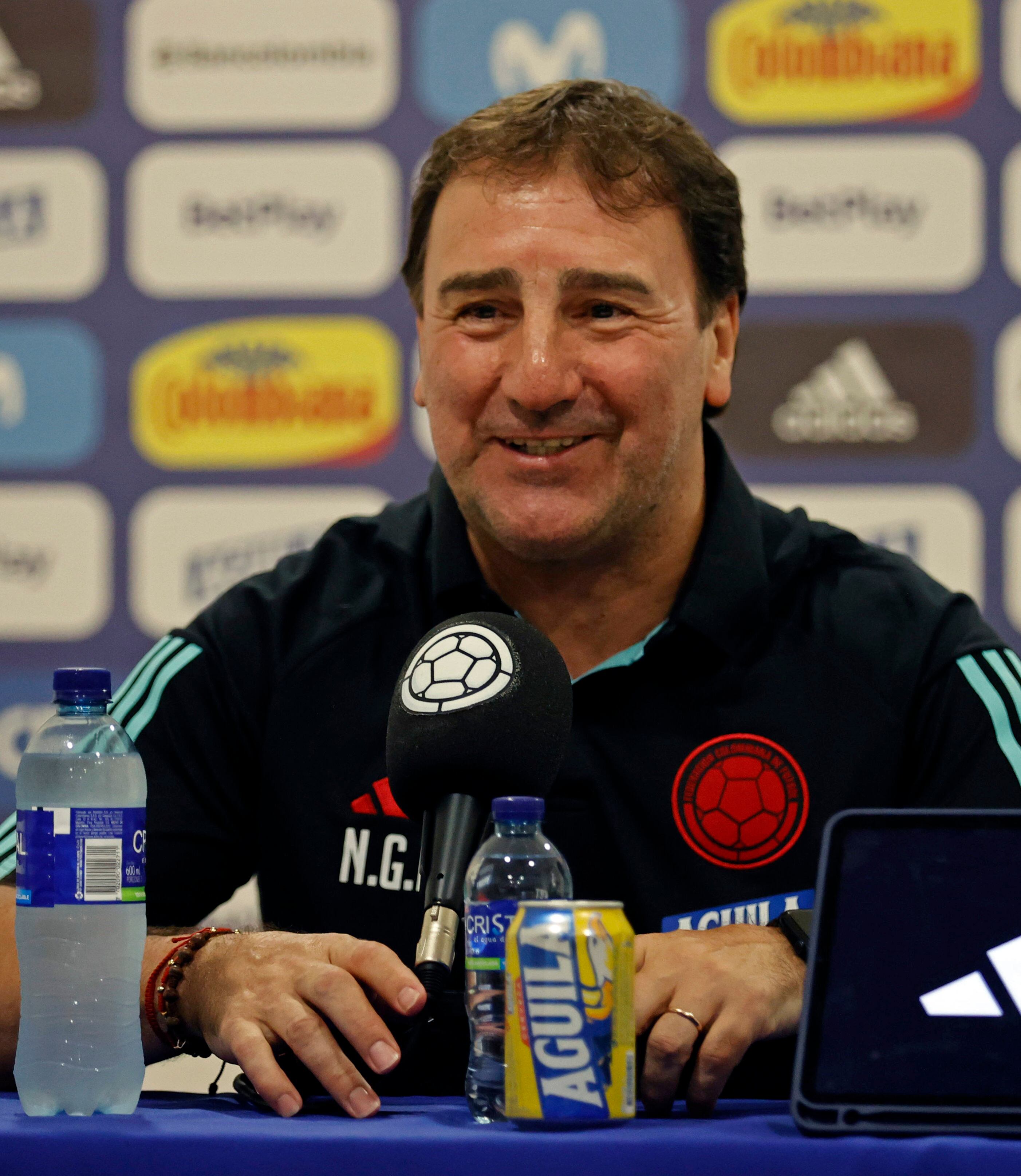 AME6317. BARRANQUILLA (COLOMBIA), 11/10/2023.- El seleccionador de Colombia Nestor Lorenzo habla en una rueda de prensa hoy, en Barranquilla (Colombia). EFE/ Mauricio Dueñas Castañeda