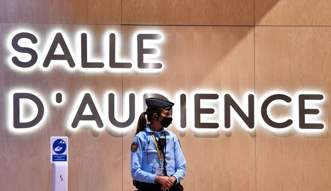 Sala de audiencias en París 