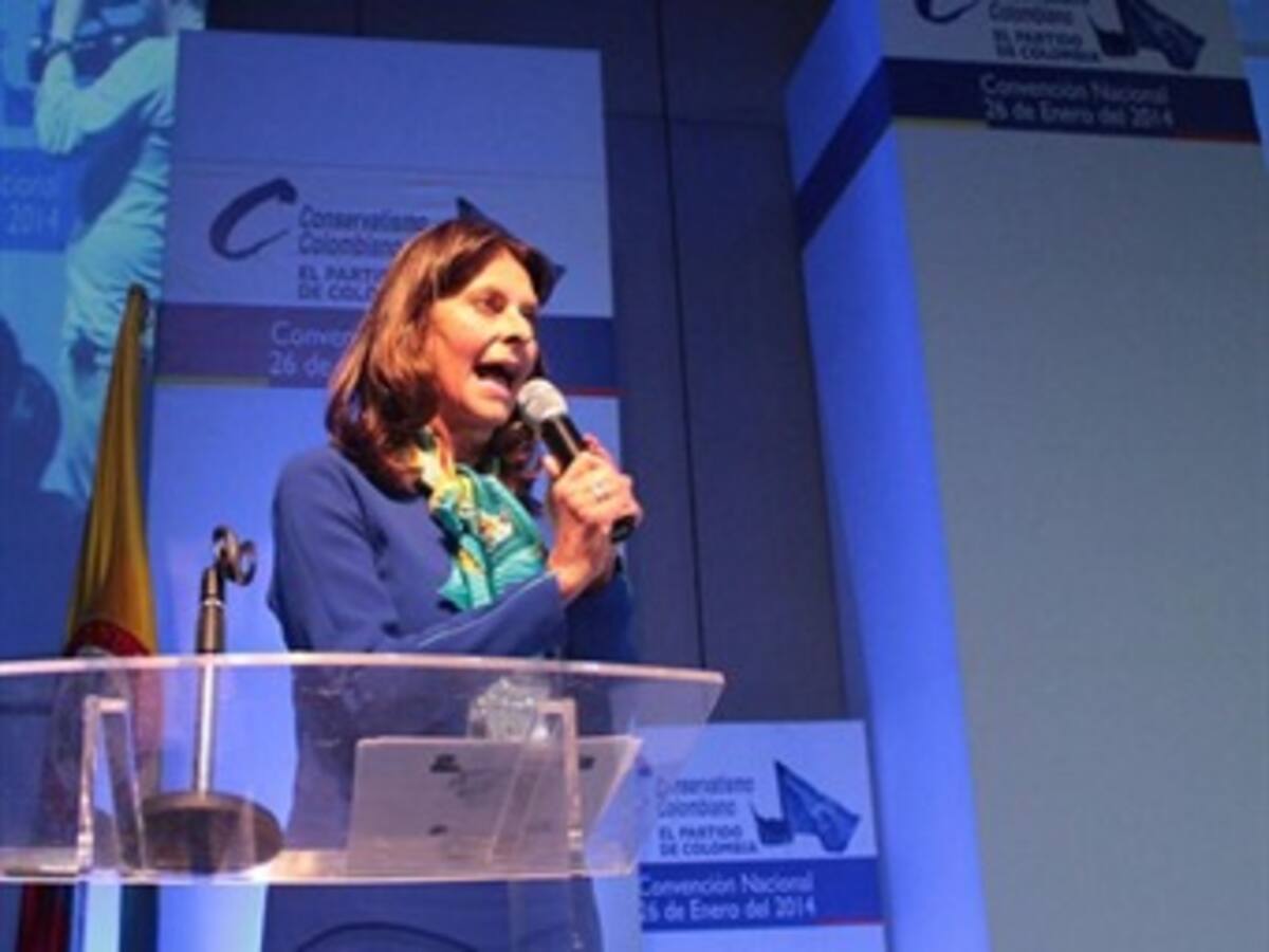 CNE tiene al Partido Conservador en incertidumbre jurídica: senadores