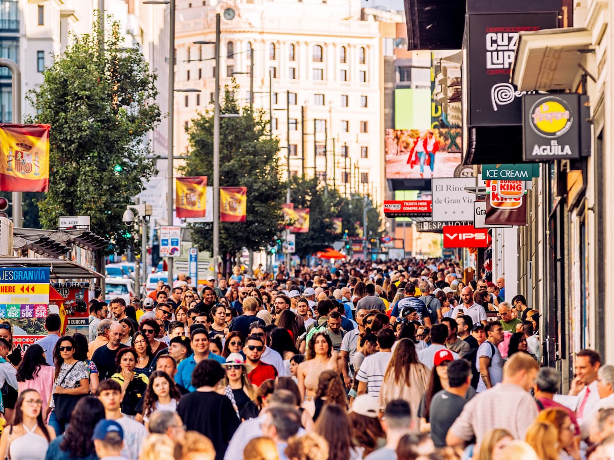 España necesitará casi 25 millones de inmigrantes para trabajar y confrontar la vejez en 2053
