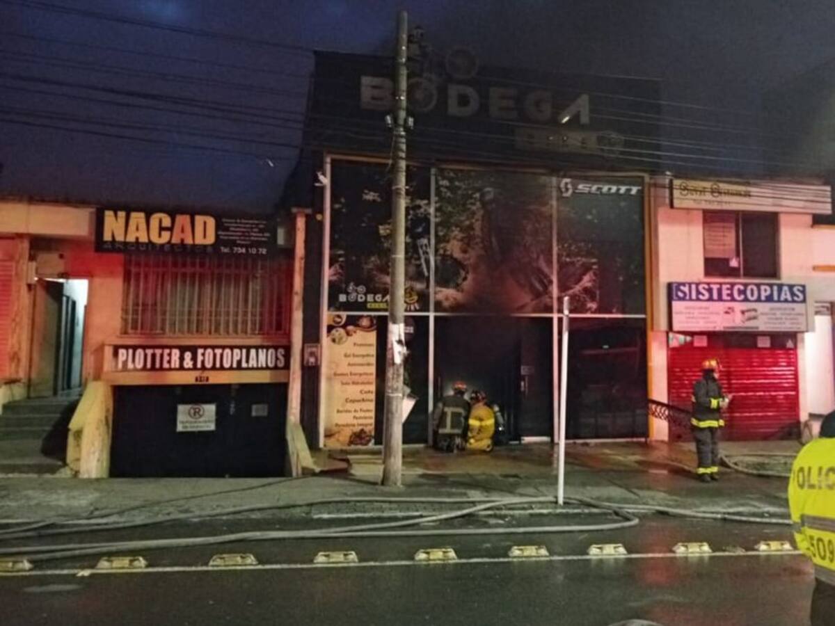 Daños materiales dejó incendio en un local comercial en Armenia