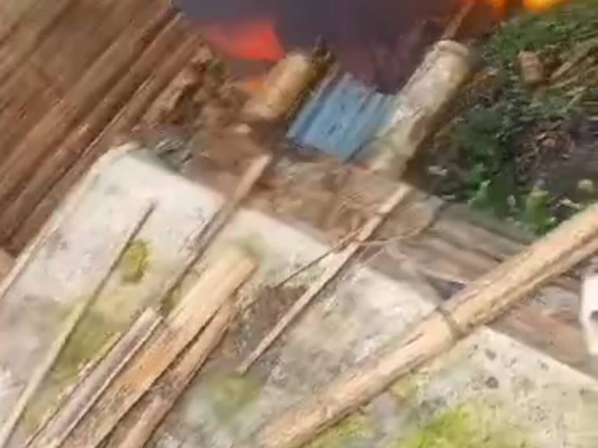 Una vivienda fue consumida totalmente por incendio estructural en Armenia