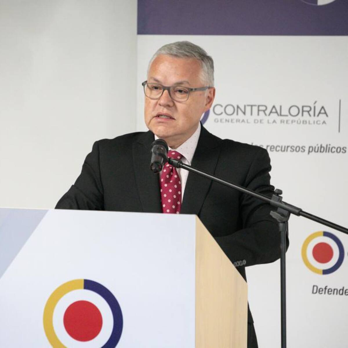 “Contralor, ayúdenos a luchar contra la corrupción en el sistema carcelario”: MinJusticia