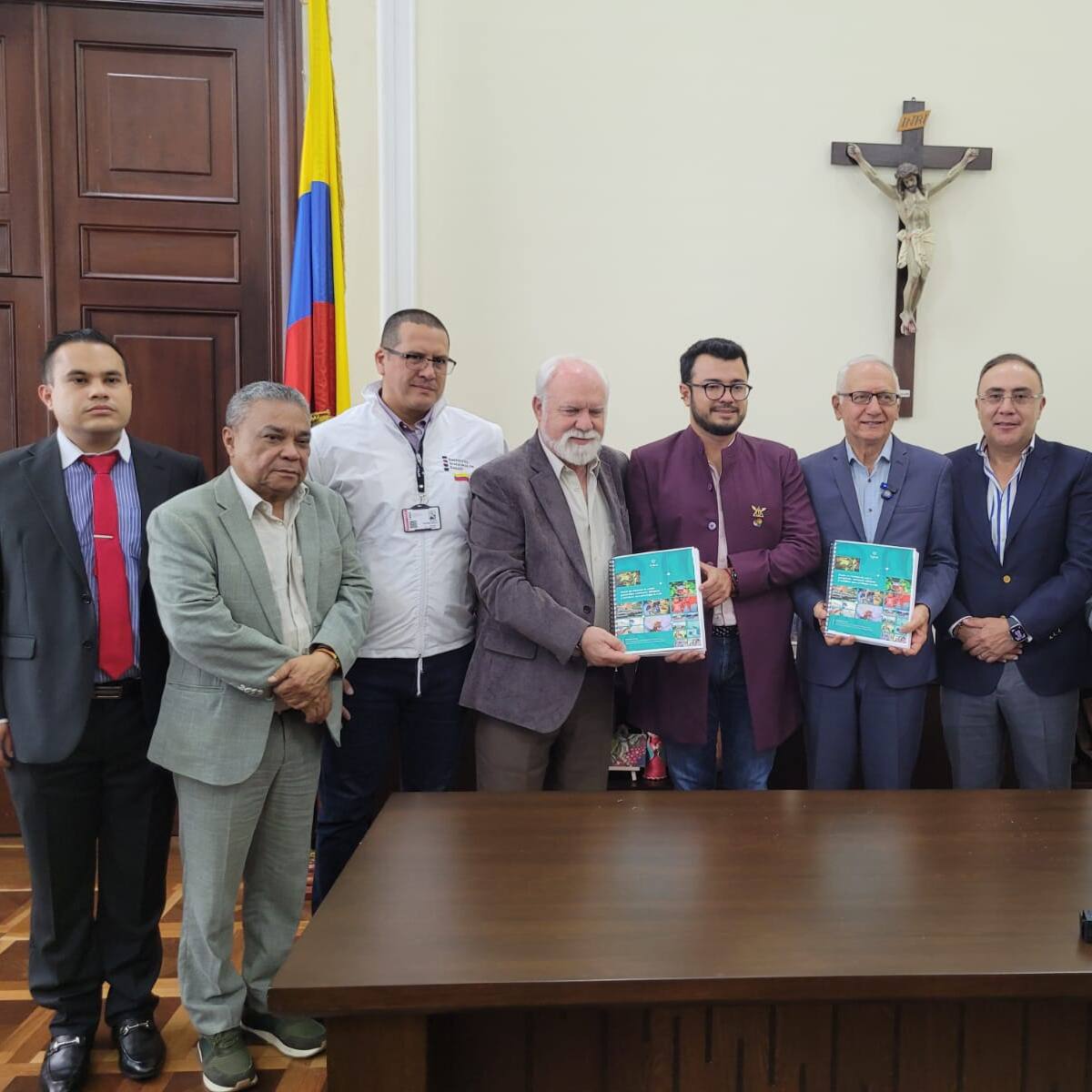 Gobierno Petro radica reforma a la Salud 2.0: insisten en tramitarla como ley ordinaria