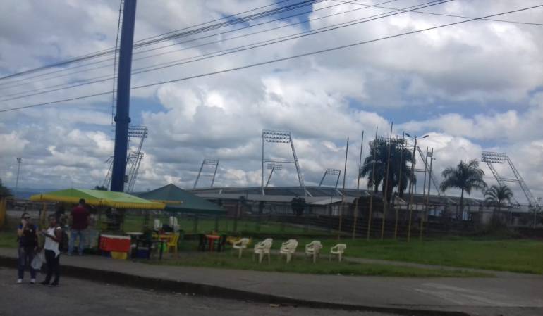 Facebook caracol radio Armenia 1150am línea whatsapp 3155681277 