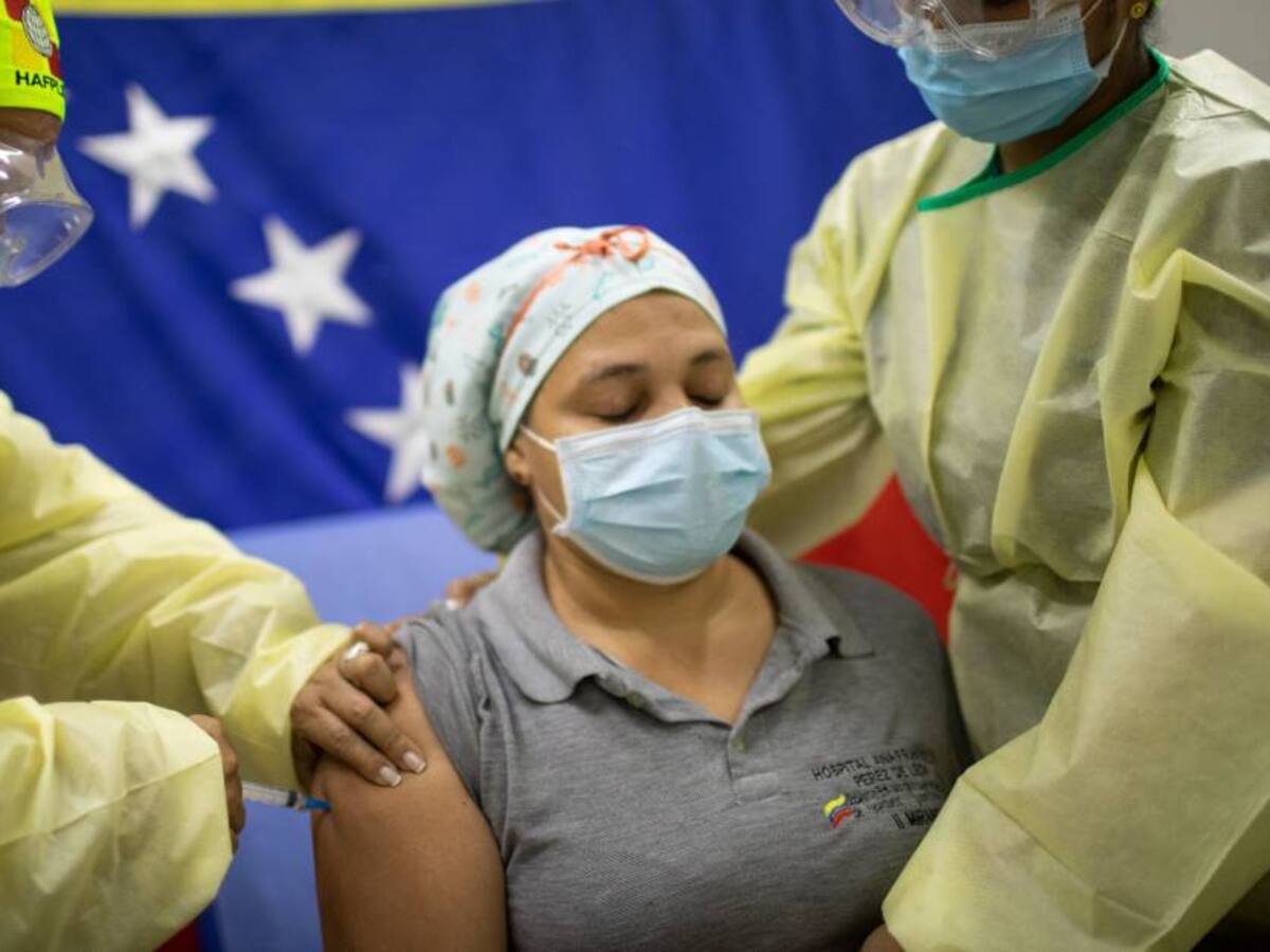 El chavismo asegura que el 80% de Venezuela está vacunada contra COVID-19