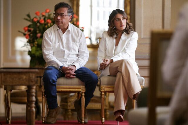 Gustavo Petro, presidente de Colombia y Laura Sarabia, canciller de Colombia. Foto: Colprensa.