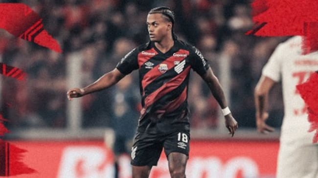 Combinación colombiana para el primer gol de Kerwin Vargas con Athletico Paranaense // Tomado de 'X' @AthleticoPR