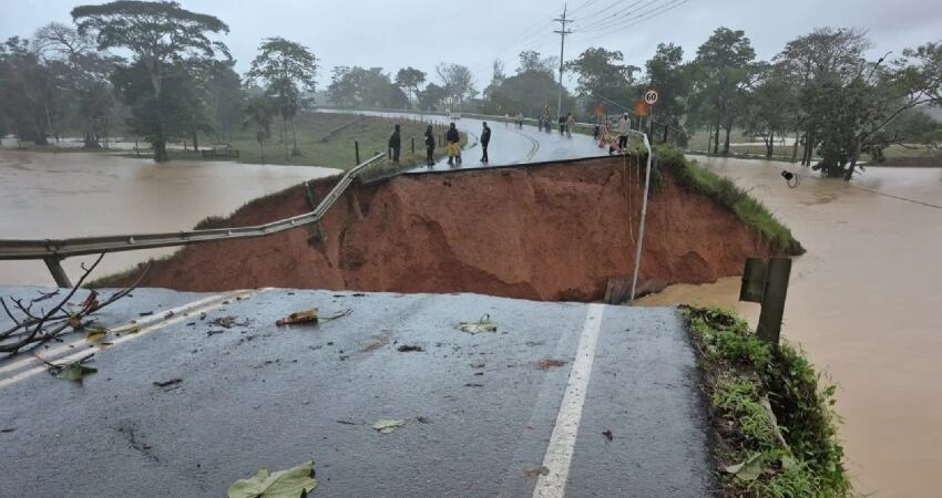 Puente sobre el río Mulatos en el Urabá. Foto: Cortesía.