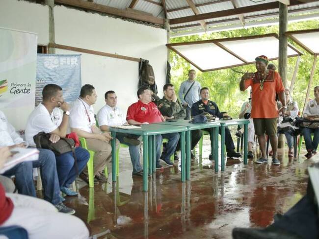 Alcalde Duque gestionará lancha-ambulancia para la comunidad de Isla Grande