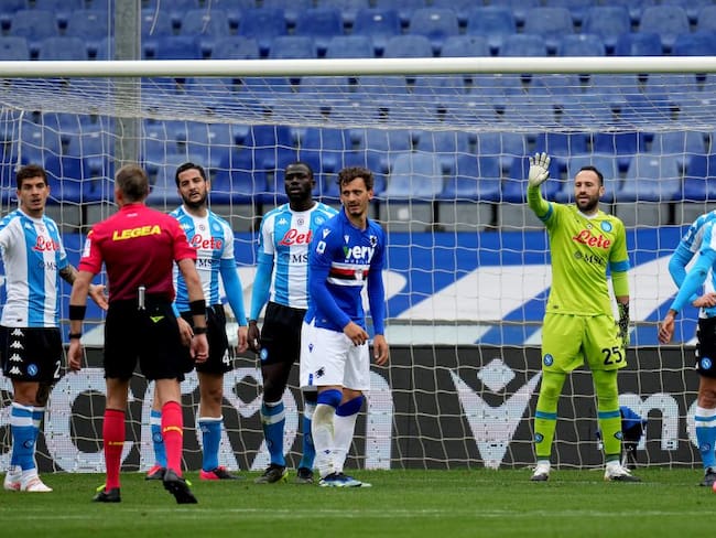 David Ospina volvió a ser titular y Napoli ganó ante Sampdoria