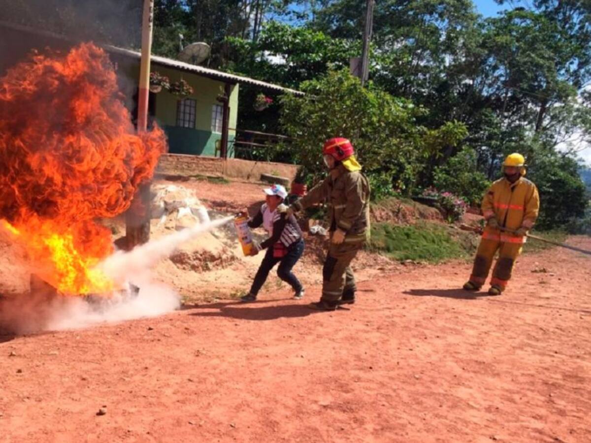 Las veredas rurales de Floridablanca, Santander, evitan las quemas