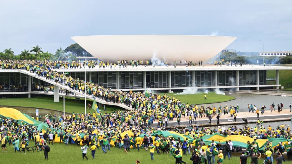 Seguidores de Bolsonaro invaden Congreso y Corte de Brasil en protesta contra Lula