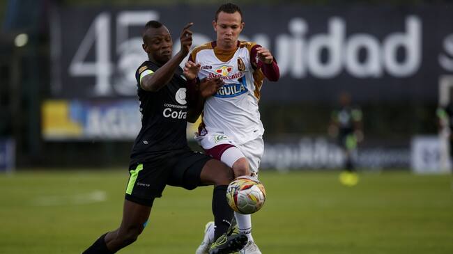 Yonathan Murillo (Izquierda)
