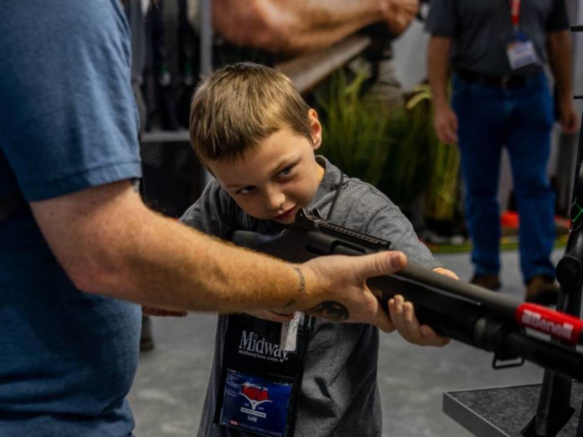 Un niño de 8 años mató a una bebé de un año con el arma de su papá