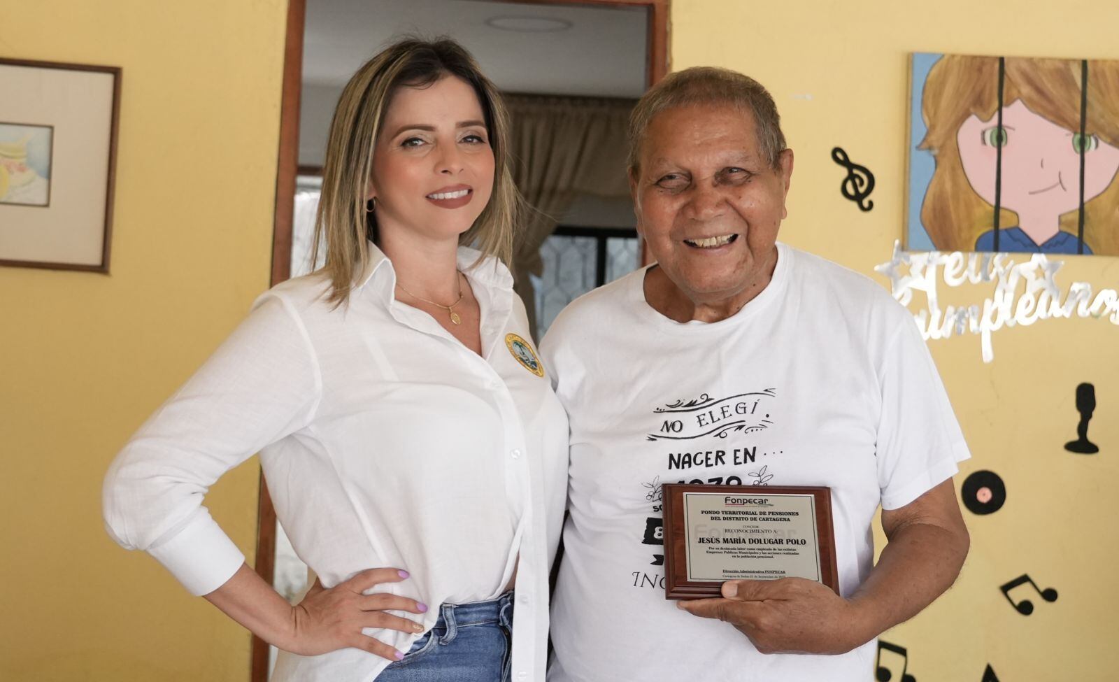 Pensionados de Cartagena reciben atención bajo la estrategia ‘Tu Directora visita tu casa’