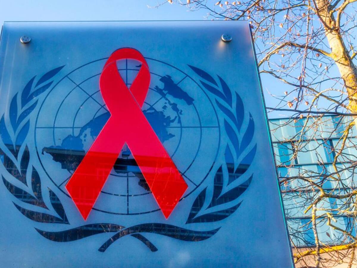 Las recomendaciones de ONUSIDA y el Banco Mundial en su lucha contra el VIH