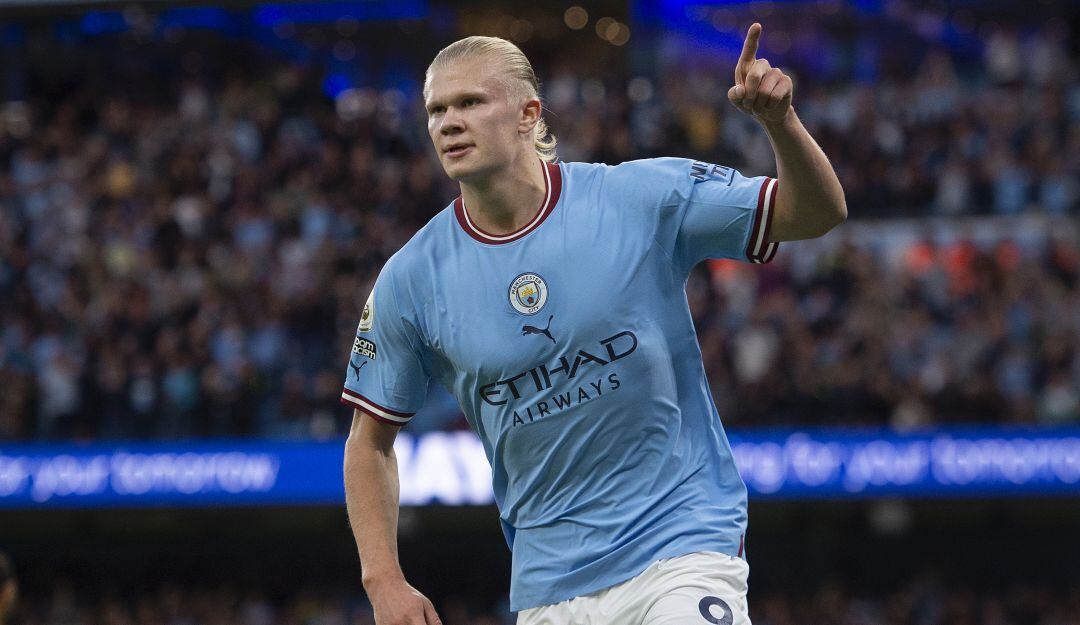 Erling Haalando anotó su segunda tripleta con Manchester City.