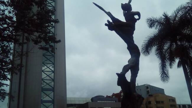 Facebook caracol radio Armenia 1150am línea whatsapp 3155681277 Twitter @caracolRArmenia