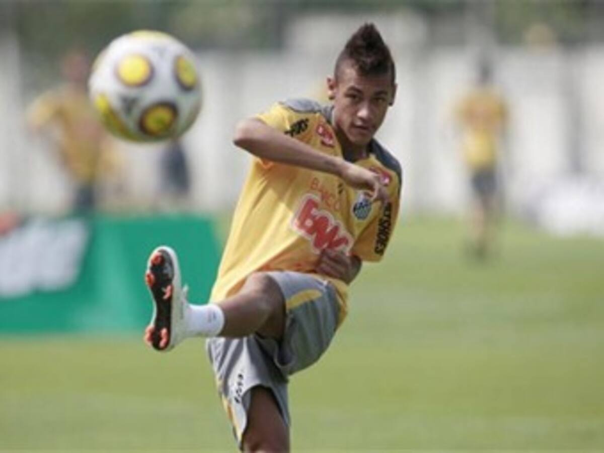 Presidente de Santos afirma que Ronaldo presionó para venta de Neymar al Real Madrid