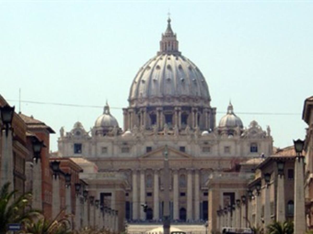 La Fiscalía de Roma investiga al presidente del Banco del Vaticano