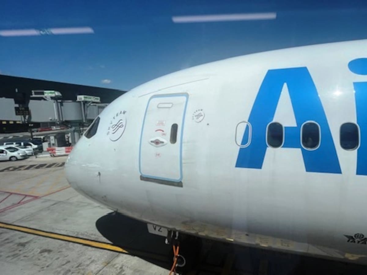 Air Europa hará estudio formal de factibilidad para la apertura de la ruta Cartagena–Madrid