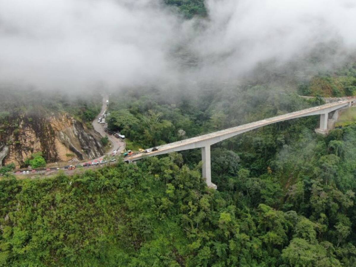 Puente La Molinilla en la vía a San Vicente está casi listo