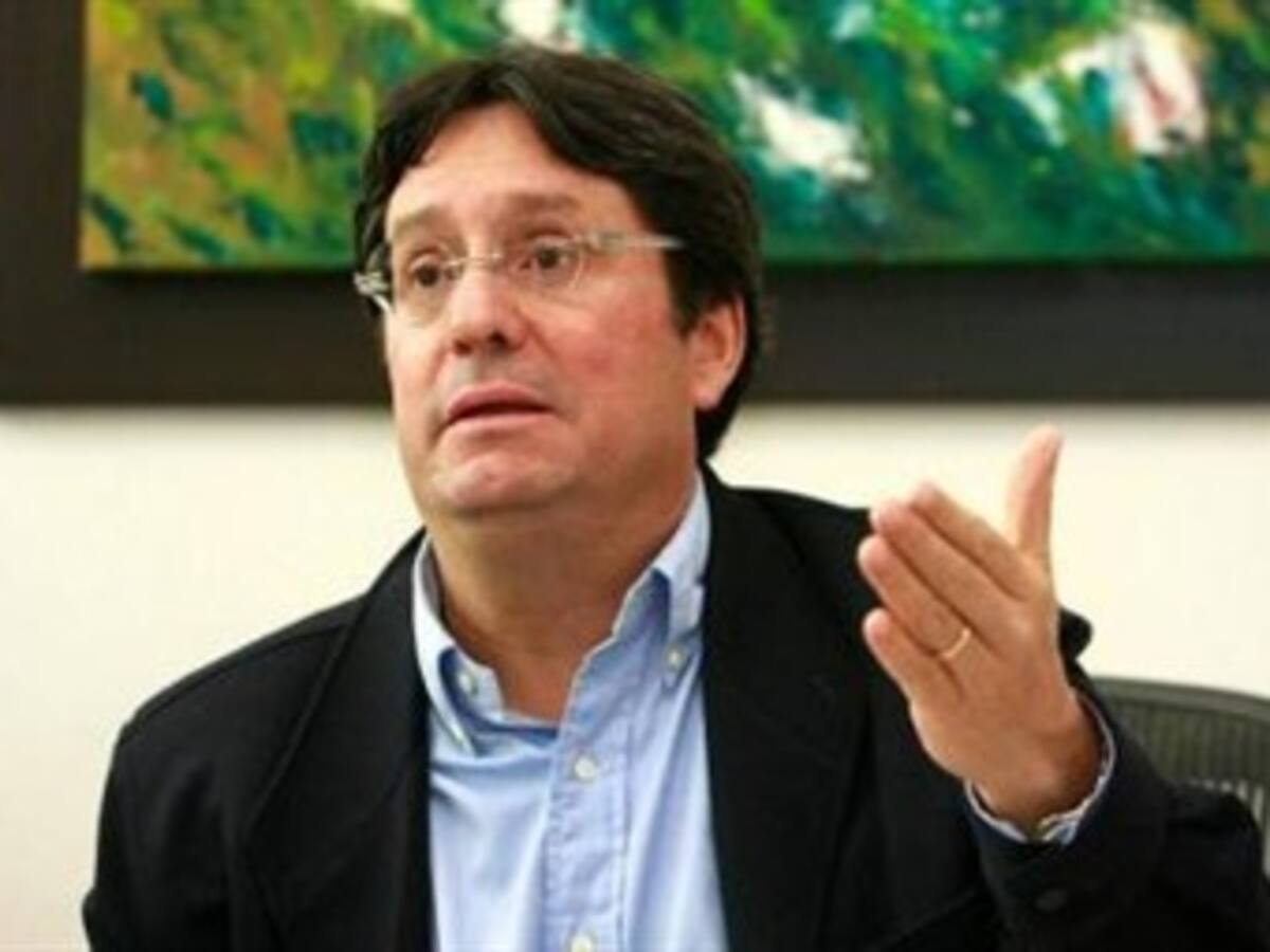 Relacionan a Francisco Santos con escándalo de baldíos en Vichada