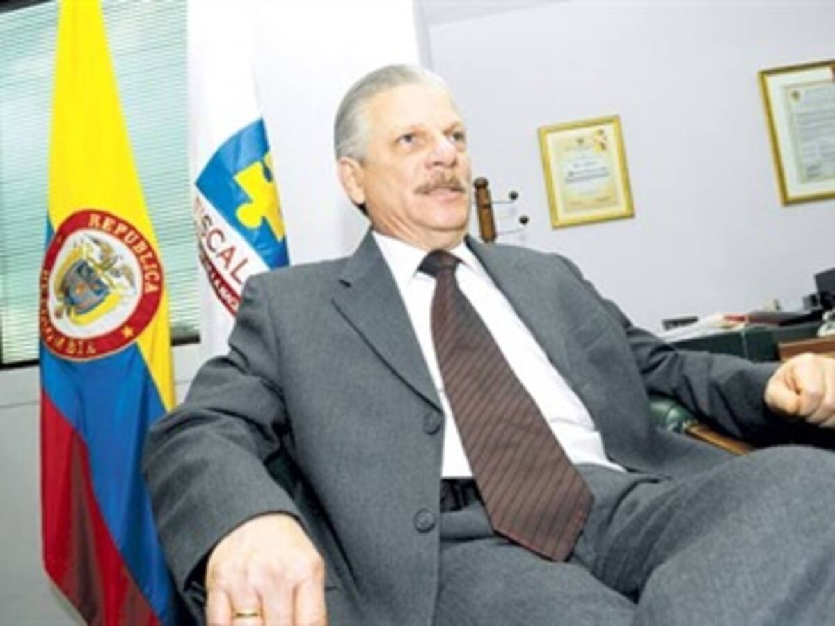 Desde la Fiscalía se estaba interceptando al magistrado Velásquez, dice Fiscal General