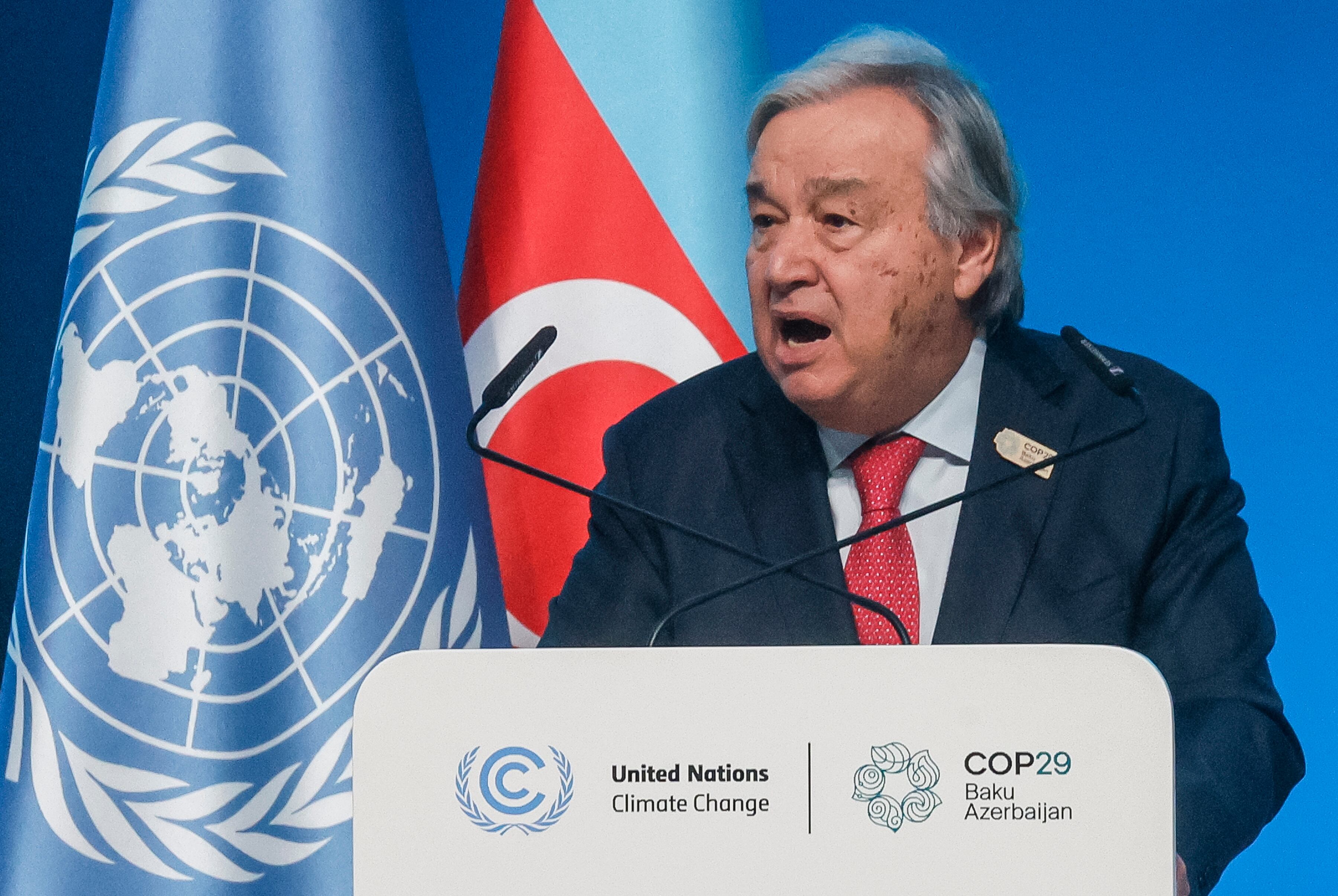 Baku (Azerbaijan), 12/11/2024.- United Nations Secretary-General Antonio Guterres delivers his speech at the UN Climate Change Conference COP29 in Baku, Azerbaijan, 12 November 2024. The Azerbaijani capital of Baku hosts the 2024 United Nations Climate Change Conference (COP29) from 11 to 22 November 2024. (Azerbaiyán) EFE/EPA/ANATOLY MALTSEV