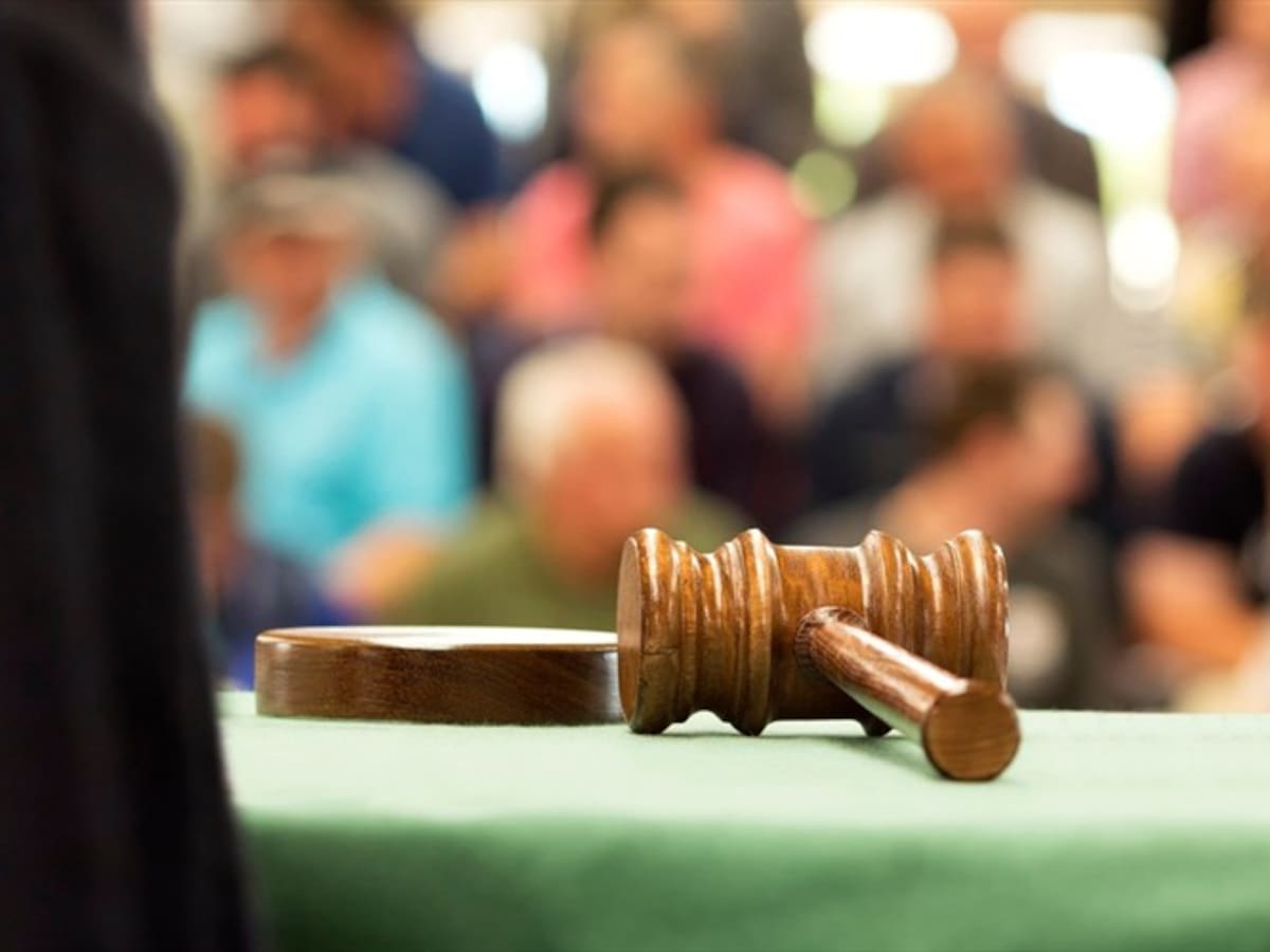 Tribunal ordena medidas contra excomandantes de las AUC por violencia sexual contra niñas