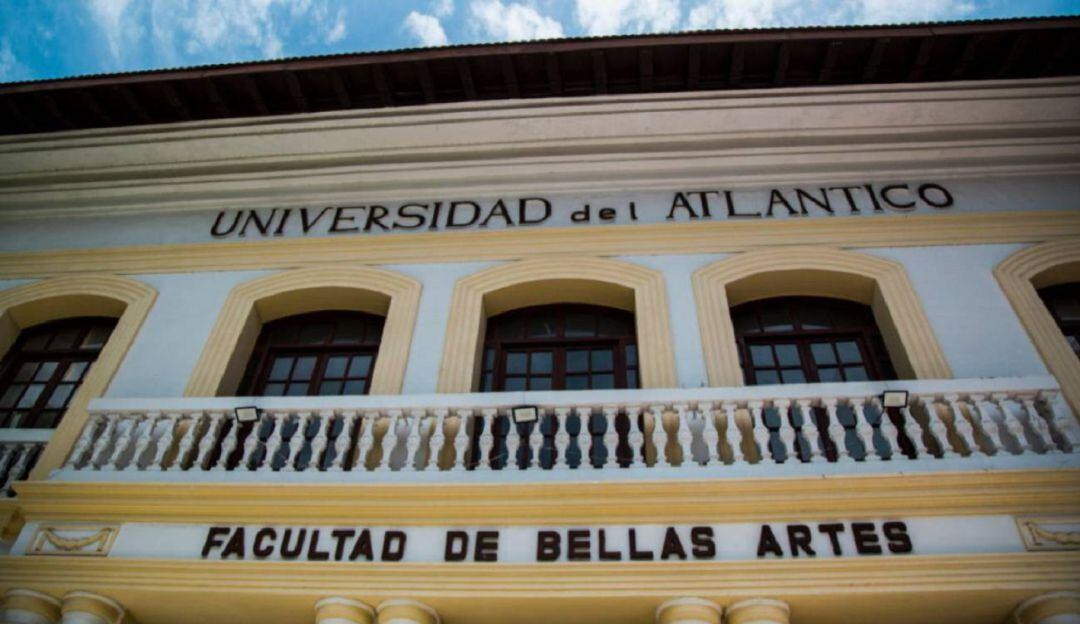 Fachada de Bellas Artes. Imagen de archivo