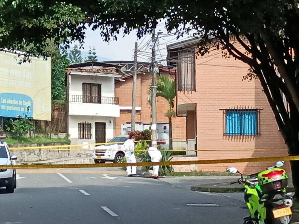 Un hombre abatido y dos policías heridos en Itagūí
