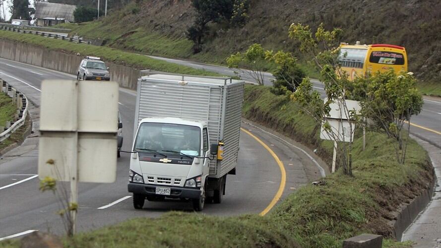 Un consorcio de Bogotá se encargó de realizar los estudios de factibilidad y presentar la socialización de la instalación de un peaje en la vía Cúcuta–Ocaña. Foto: Colprensa