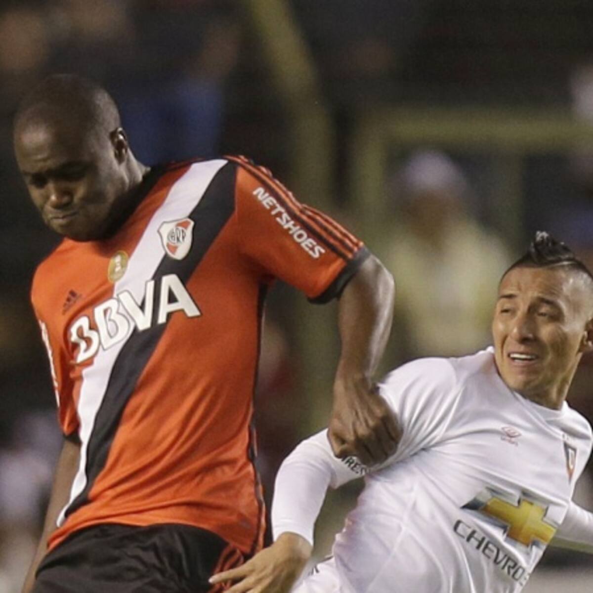 Éder Álvarez Balanta dejaría River Plate al finalizar el 2015