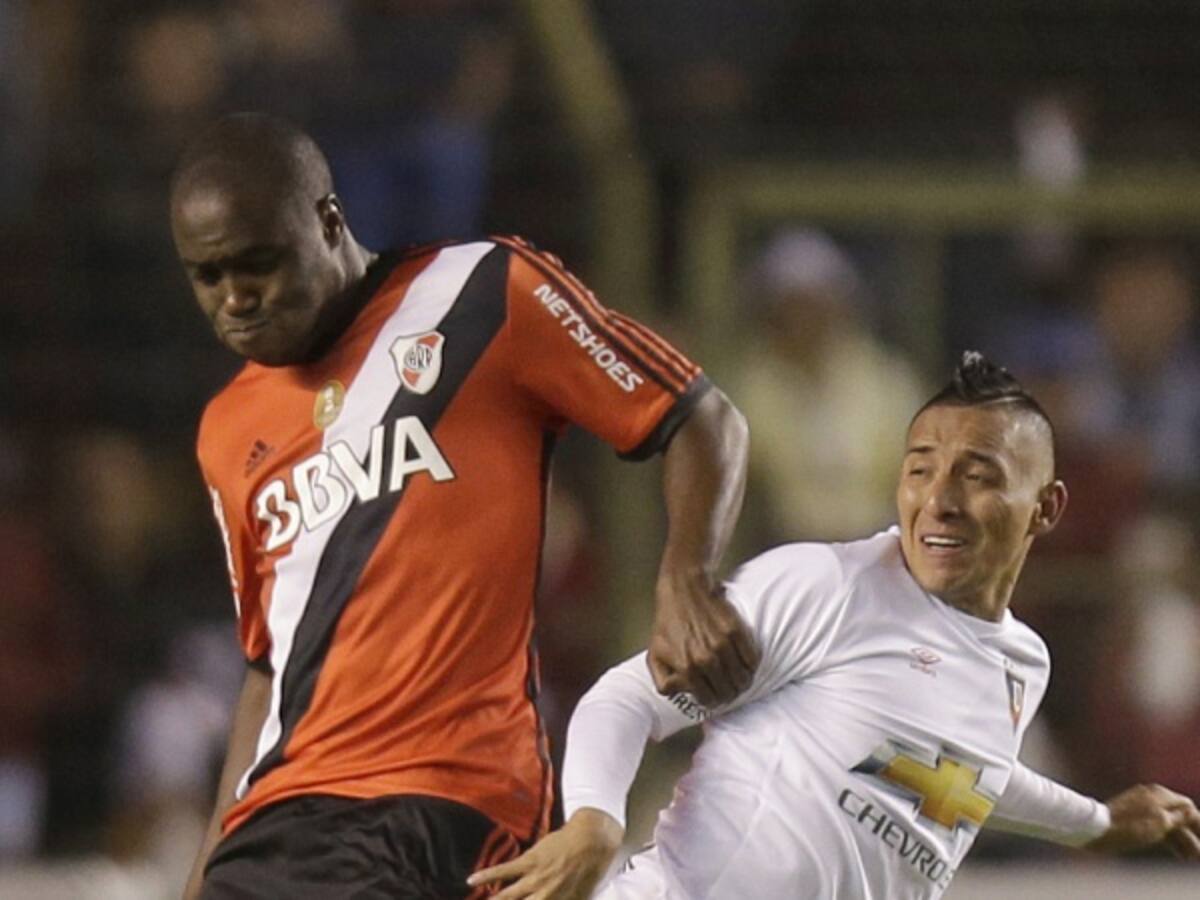 Éder Álvarez Balanta dejaría River Plate al finalizar el 2015