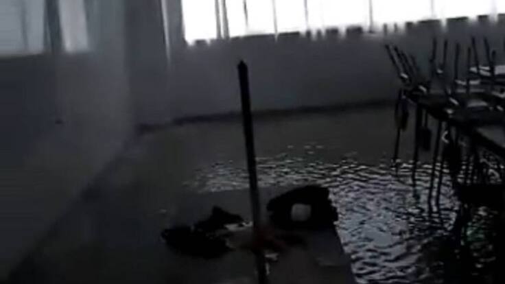 Escuela inaugurada hace un año permanece inundada en Montenegro, Quindío