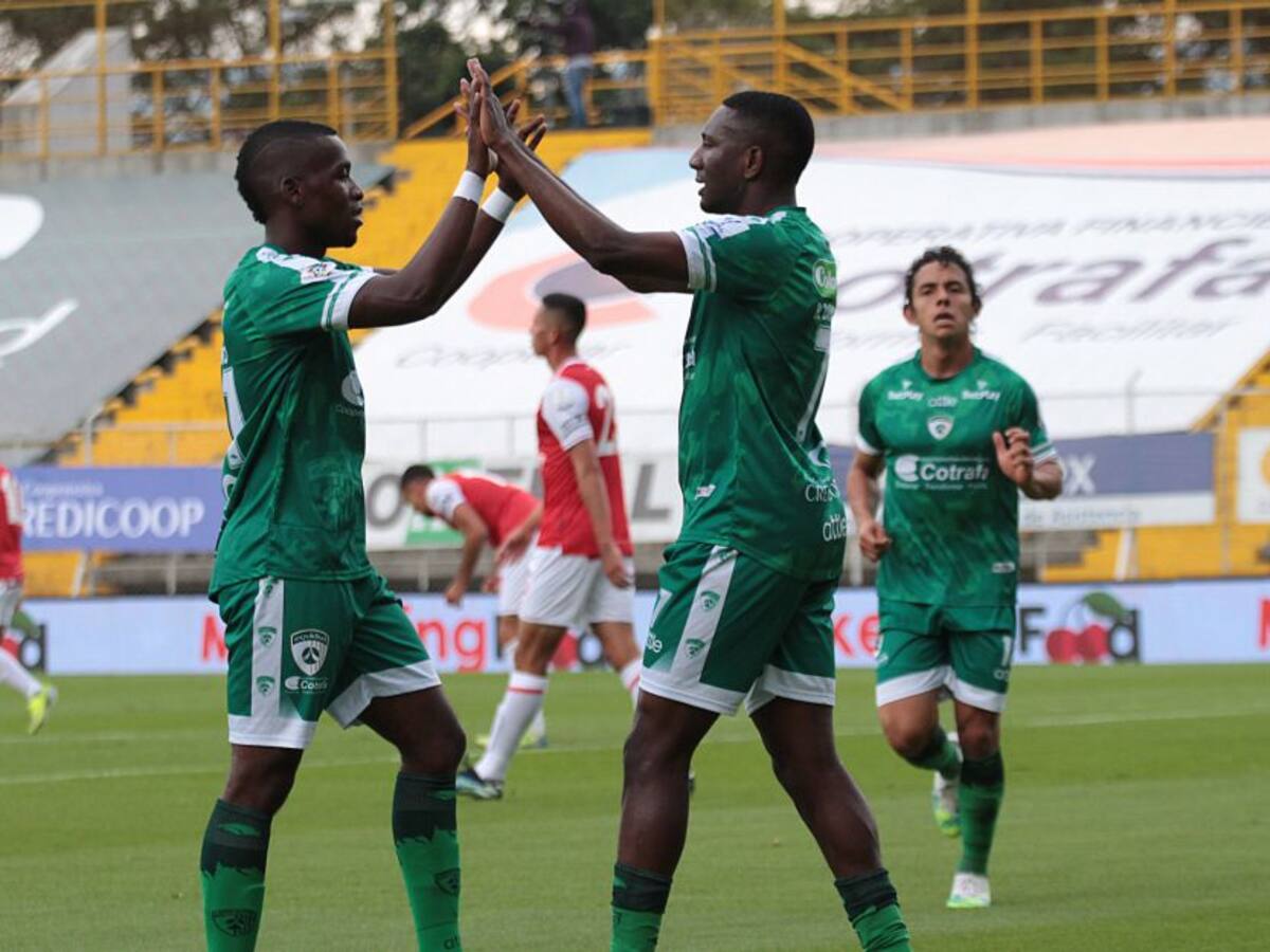 Un documento por poco impide que Equidad viaje para partido de Sudamericana