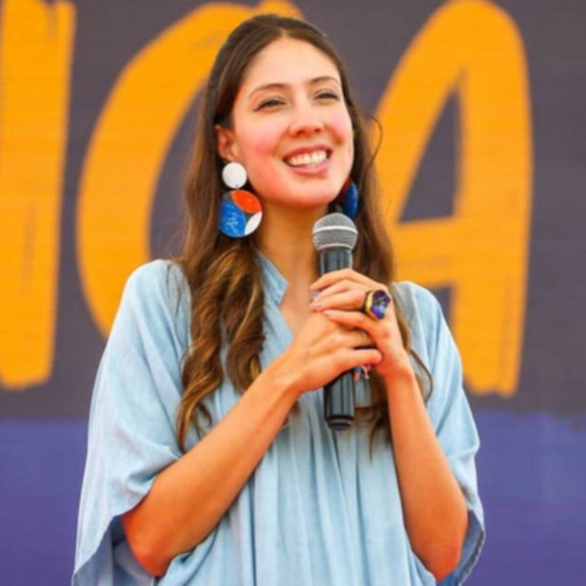 Diana Osorio, esposa de Daniel Quintero, confirmó que recibió invitación a consulta de la izquierda