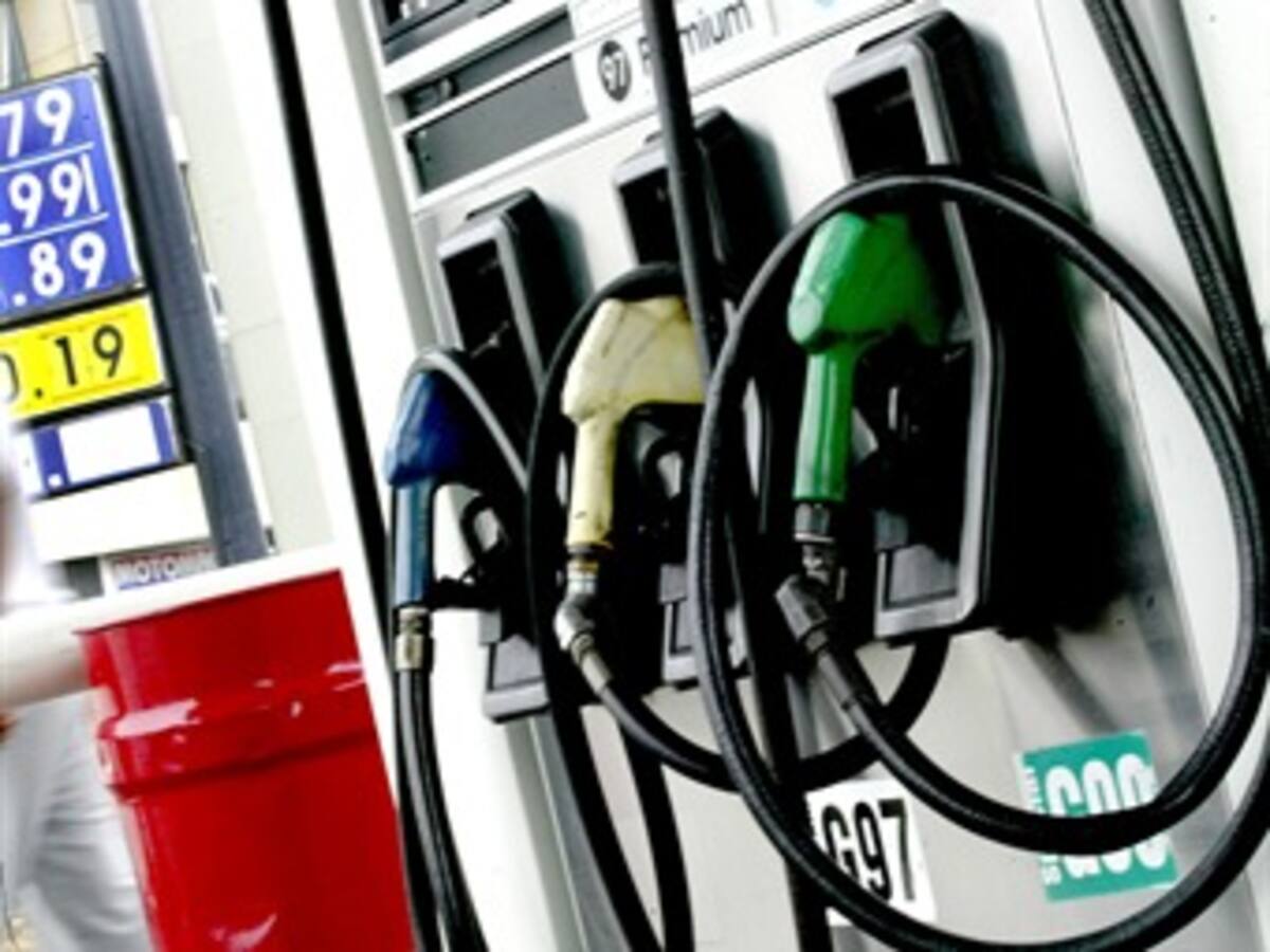 Expectativa en Medellín por nueva fórmula que bajará precio de combustible