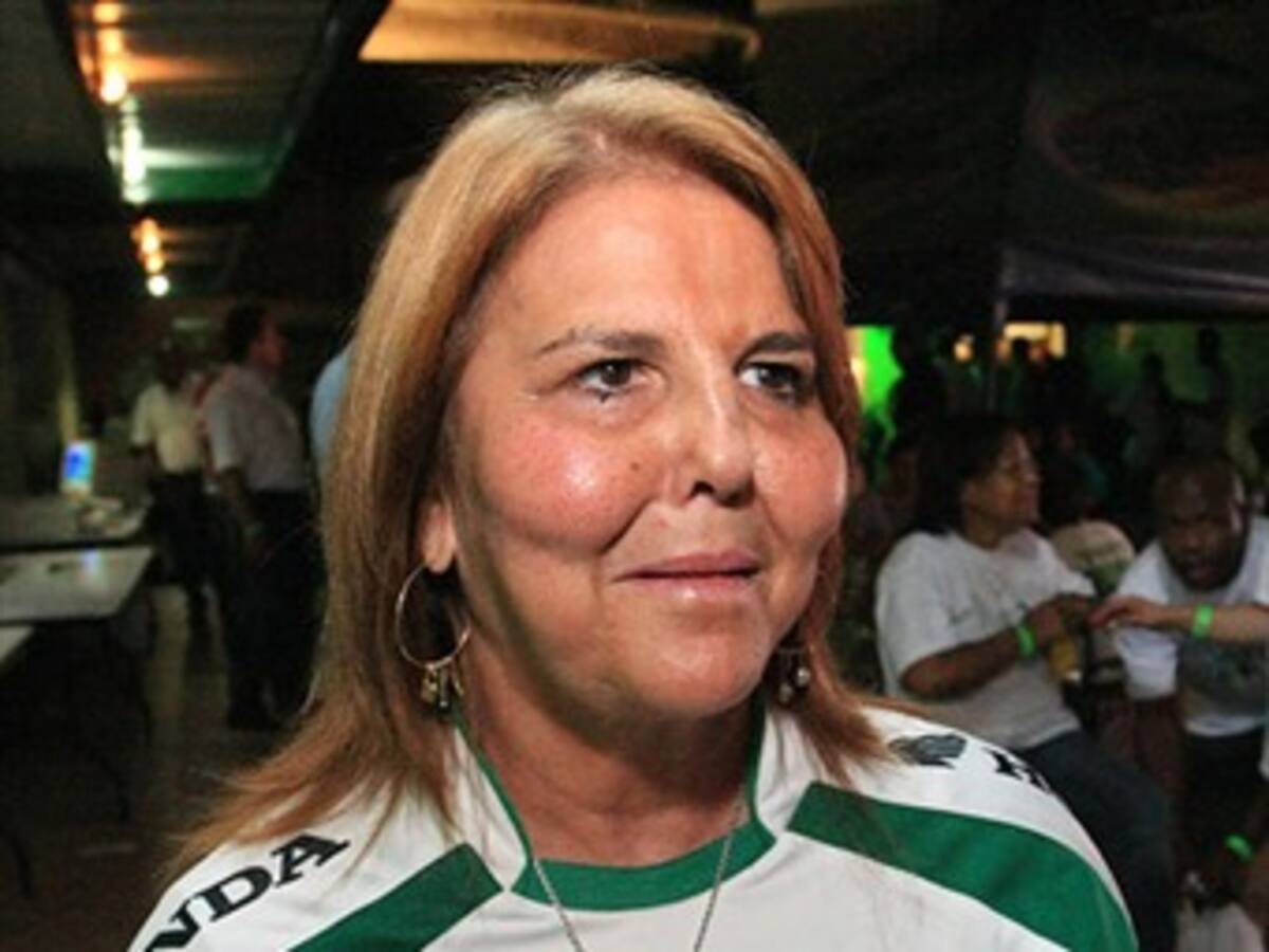"Con el dinero de Qatar, contrataremos un delantero" María C. Naranjo