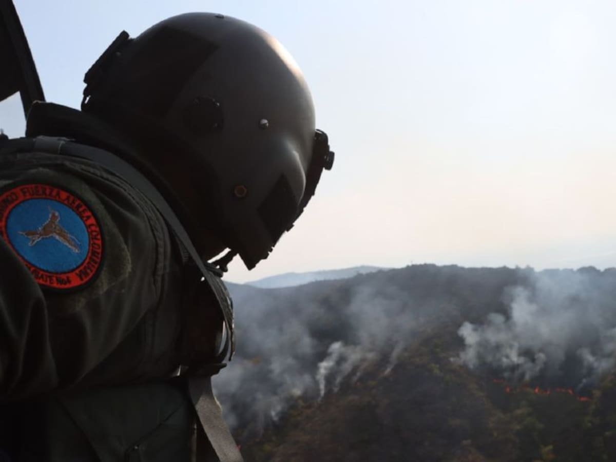 Incontrolable sigue incendio forestal de gran magnitud en Prado, Tolima