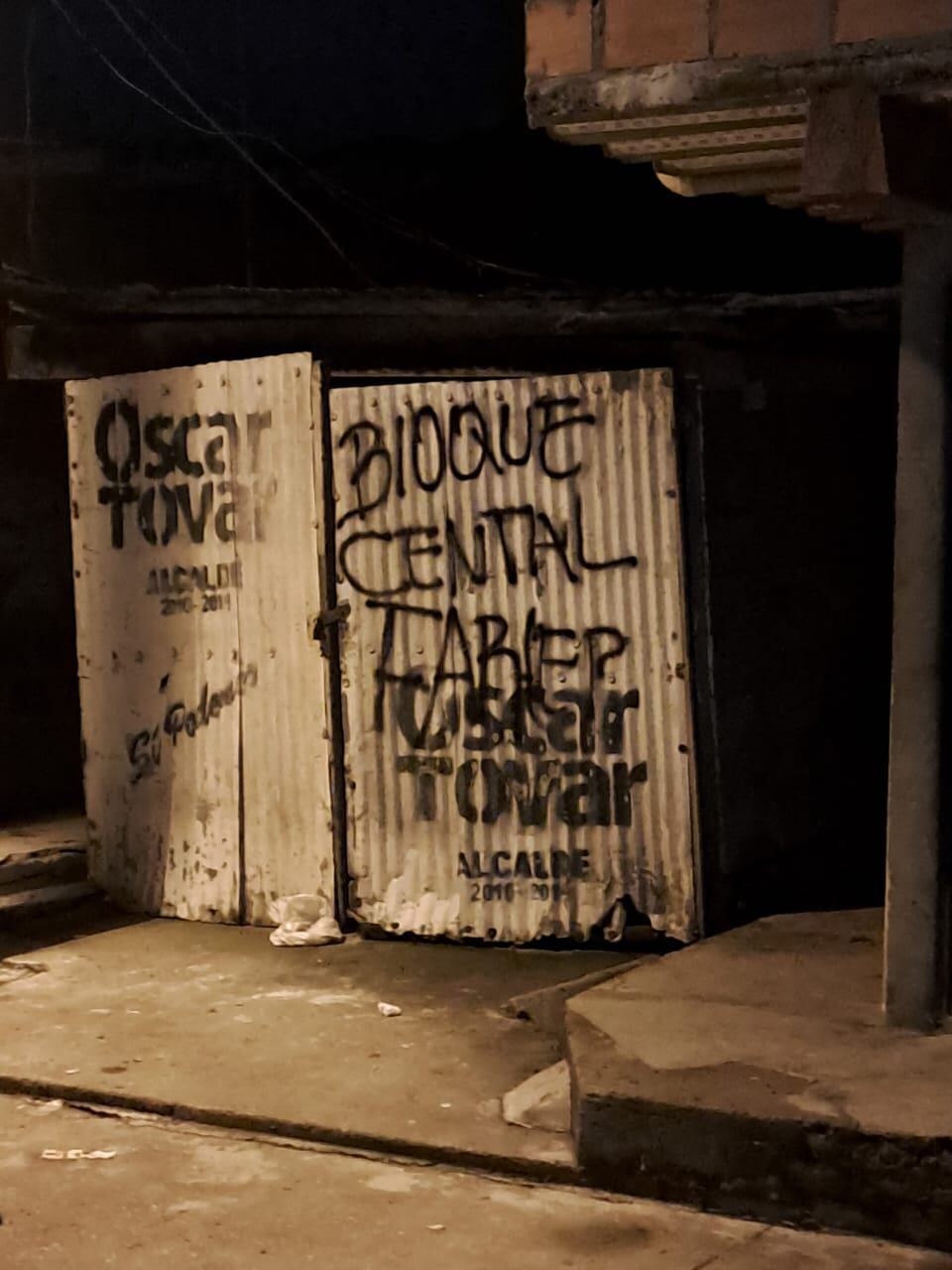 Avisos fijados por parte de hombres armados en Tolima