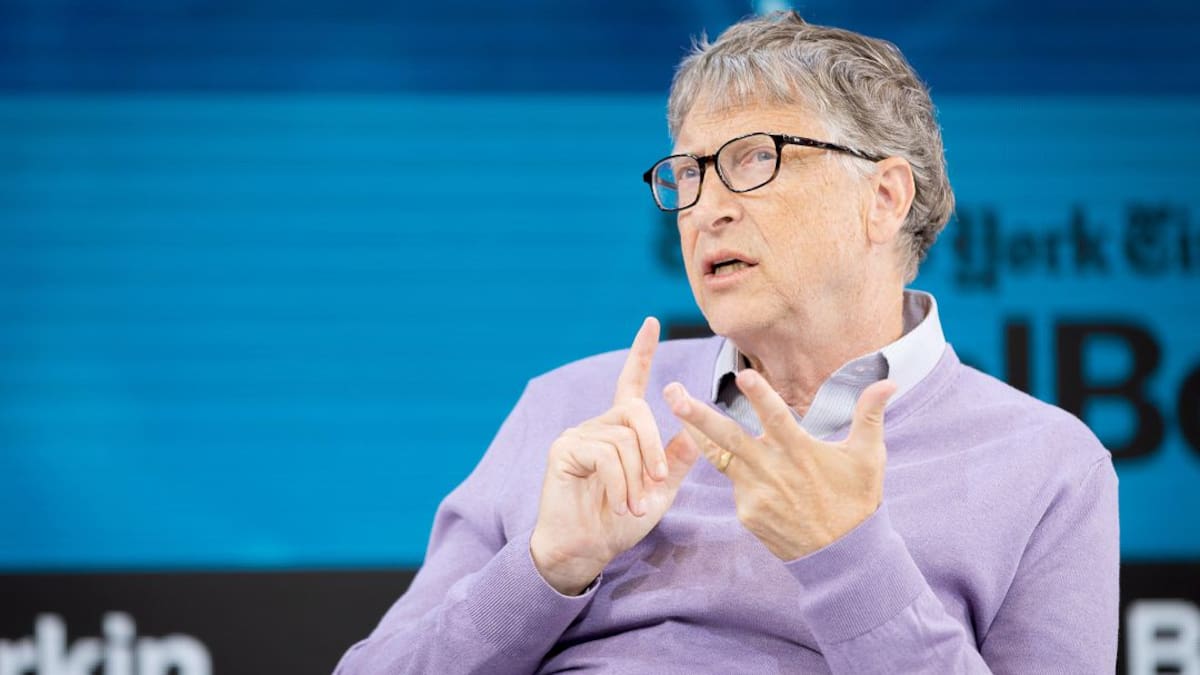 Bill Gates explicó por qué le gusta más Android que iOS