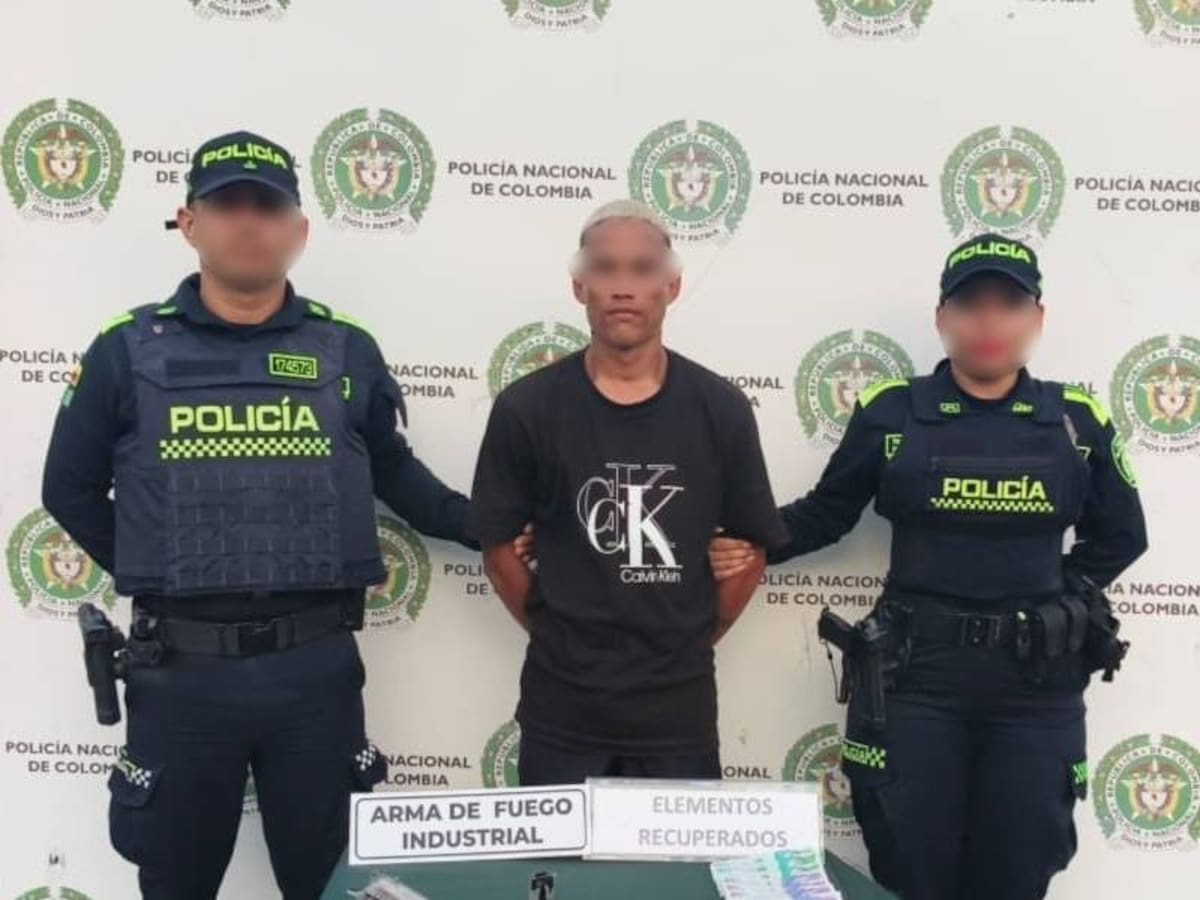 Alias “John David” capturado con pistola tras cometer hurto en el barrio El Líbano de la ciudad