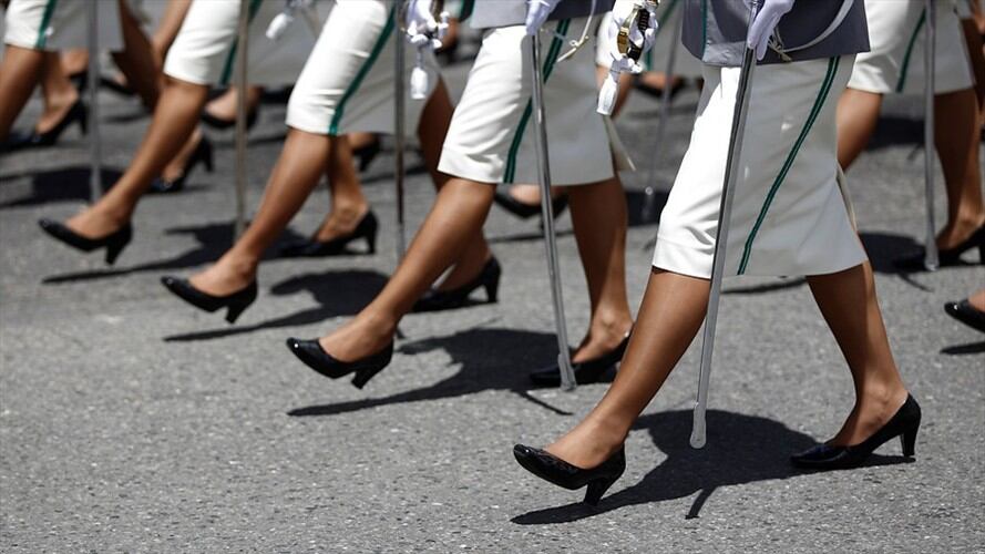 Los demandantes advirtieron que delimitar los cargos constituye una discriminación y trato desigual. Foto: Colprensa - Juan Páez