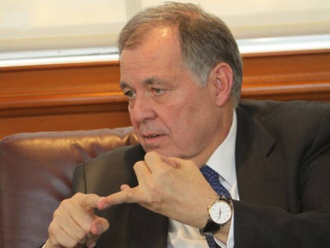 “Esto lo querían pasar de contrabando”: Alejandro Ordóñez