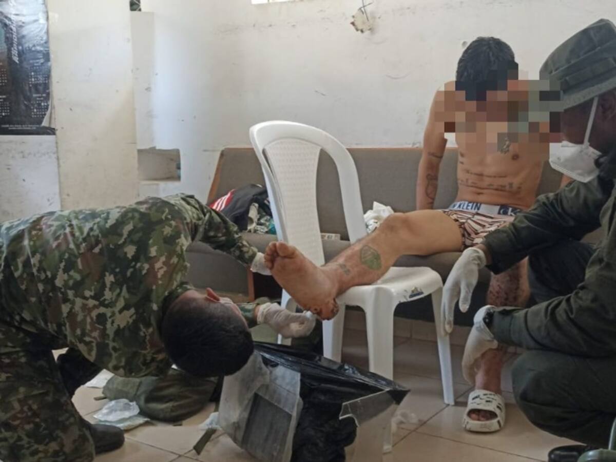 Cuatro presuntos integrantes del Eln se entregaron al Ejército y a la Policía en Cauca